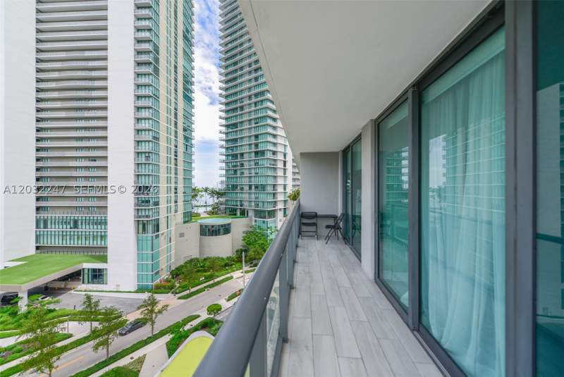 3 bedroom Condominium at 501 NE 31st St 601, Paraiso Bayviews Condo, Miami — photo 4