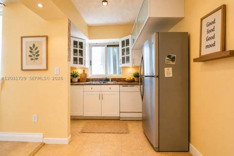 5900 Collins Ave 601, Miami Beach FL - photo 17 of 34