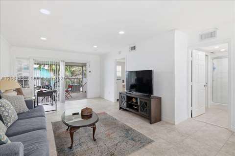 2614 SE 21st Ct 201-B, Homestead FL - photo 19 of 34