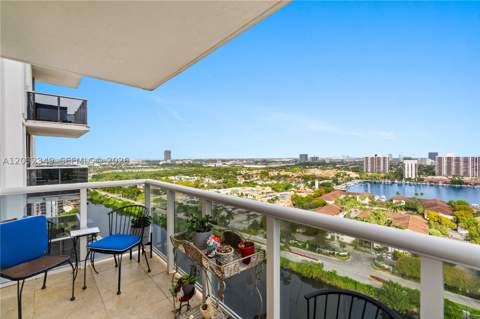 3675 N Country Club Dr 2201, Aventura FL - photo 11 of 39