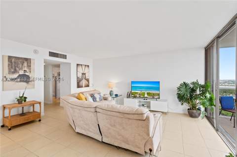 3675 N Country Club Dr 2201, Aventura FL - photo 12 of 39
