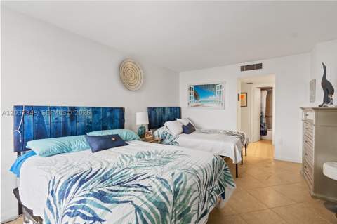 3675 N Country Club Dr 2201, Aventura FL - photo 15 of 39