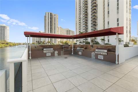 3675 N Country Club Dr 2201, Aventura FL - photo 24 of 39