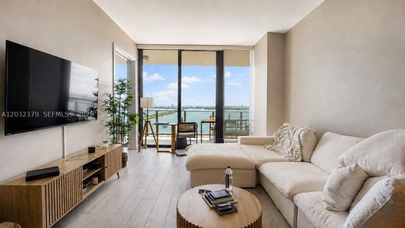 2 bedroom Condominium at 480 NE 31st St 3705, Gran Paraiso Condo, Miami — photo 5