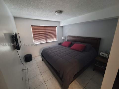 2600 Collins Ave 201, Miami Beach FL - photo 6 of 10