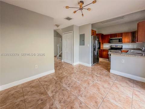 17866 NW 74th Ct, Hialeah FL - photo 19 of 46