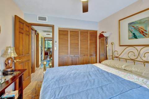 20606 NE 7th Court, Miami FL - photo 21 of 40