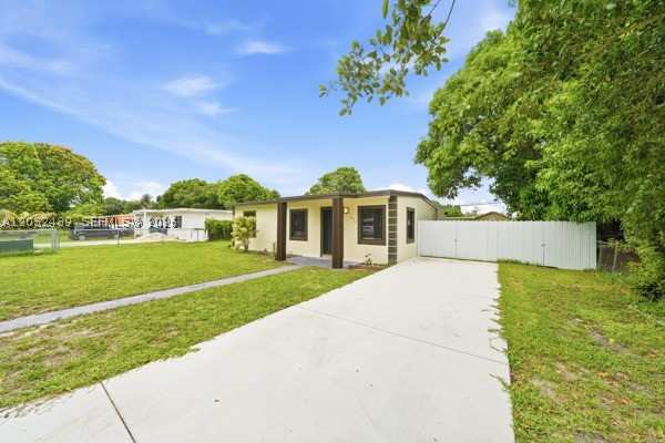 3 bedroom SingleFamilyResidence at 2520 NW 160th St, Bunche Park, Miami Gardens — photo 1