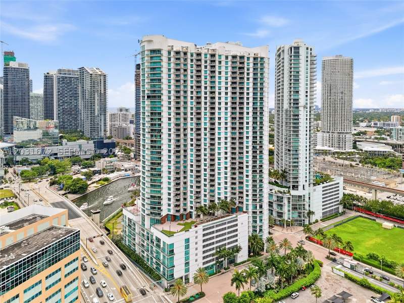 1 bedroom Condominium at 350 S Miami Ave 3912, Wind Condo, Miami — photo 3