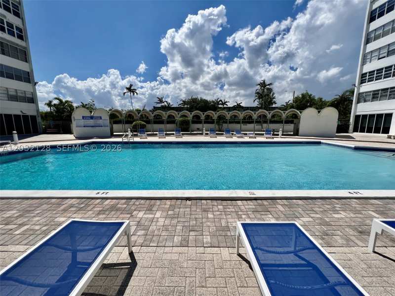 1 bedroom Condominium at 2100 Sans Souci Blvd A1410, Bayview Towers, North Miami — photo 1