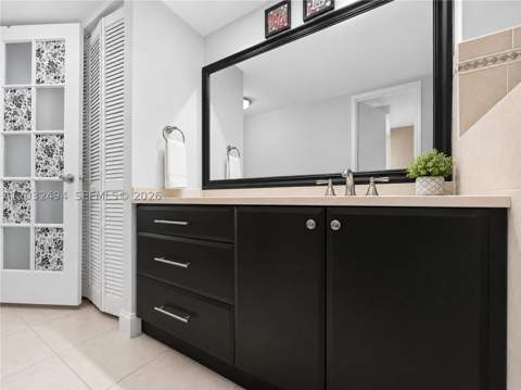5701 Collins Ave 1711, Miami Beach FL - photo 9 of 14