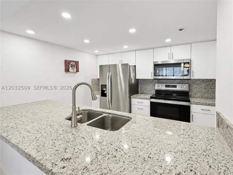1717 N Bayshore Dr A-1533, Miami FL - photo 18 of 38