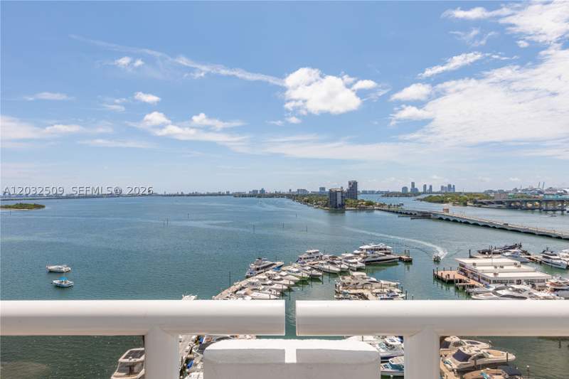 2 bedroom Condominium at 1717 N Bayshore Dr A-1533, The Grand, Miami — photo 2