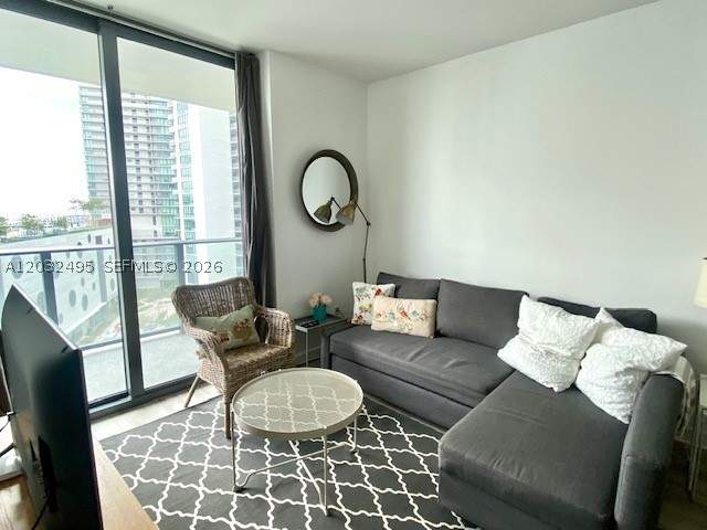 1 bedroom Condominium at 501 NE 31st St 802, Paraiso Bayviews Condo, Miami — photo 2