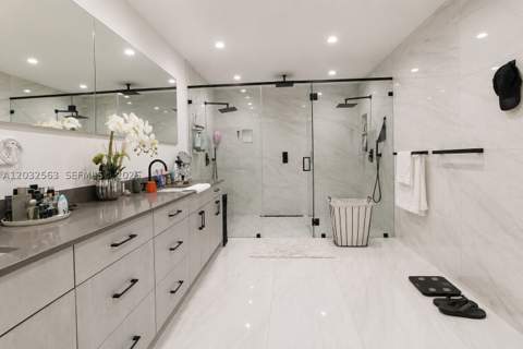 8700 SW 175th St, Palmetto Bay FL - photo 16 of 41