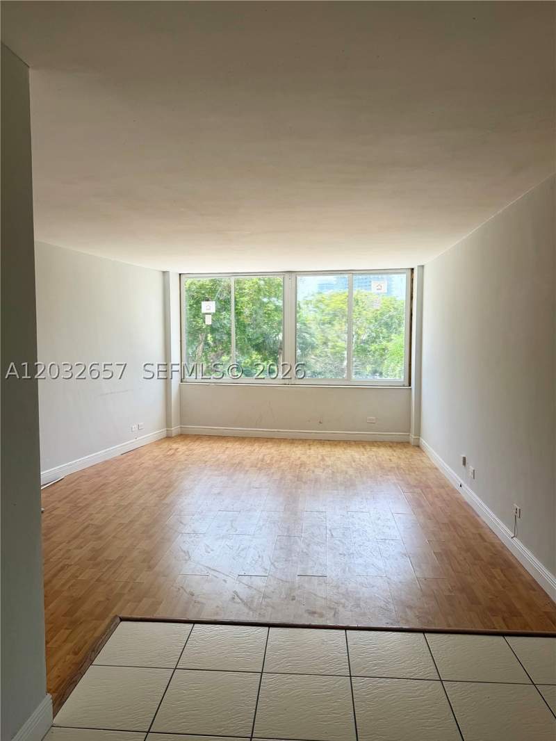 1 bedroom Condominium at 7441 Wayne Ave 2O, Parkview Point Condo, Miami Beach — photo 2