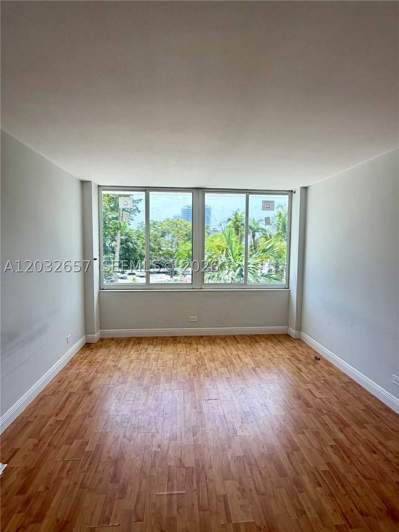 1 bedroom Condominium at 7441 Wayne Ave 2O, Parkview Point Condo, Miami Beach — photo 4