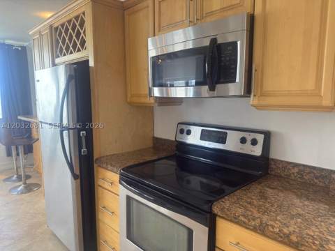 19201 Collins Ave 1044, Sunny Isles Beach FL - photo 7 of 21