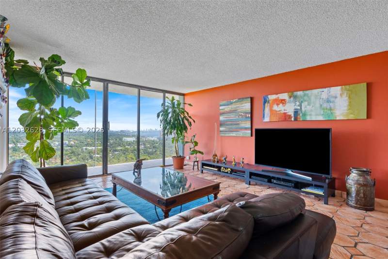 2 bedroom Condominium at 780 NE 69th St 2404, The Palm Bay Yacht Club C, Miami — photo 5