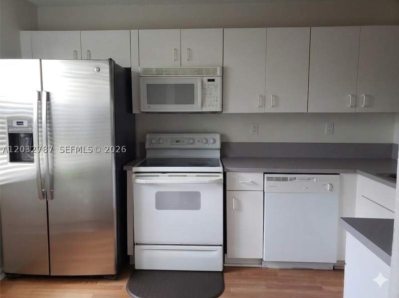 3 bedroom Townhouse at 12116 SW 143rd Ln 6-5, Bonita Villas Condo, Miami — photo 3