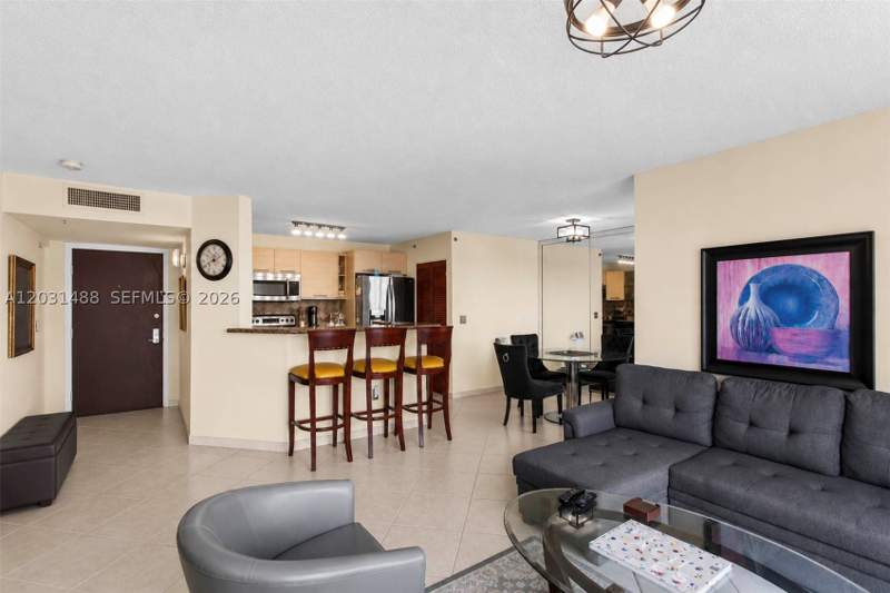 1 bedroom Condominium at 19701 E Country Club Dr 5604, The Yacht Club At Aventur, Aventura — photo 4