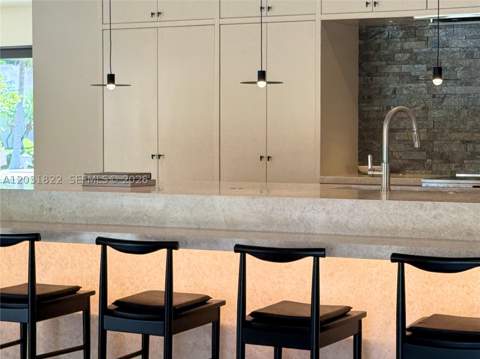 8845 SW 176th Ter, Palmetto Bay FL - photo 13 of 82