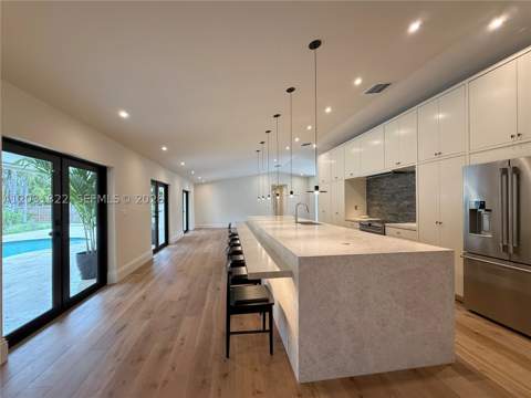 8845 SW 176th Ter, Palmetto Bay FL - photo 17 of 82