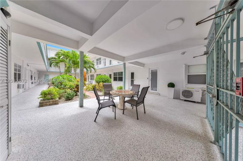 1 bedroom Condominium at 260 Ocean Dr 12A, Sholom House Condo, Miami Beach — photo 5