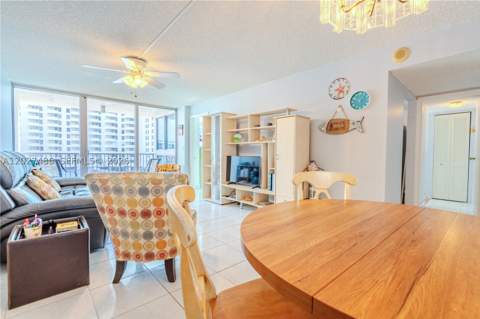 2655 Collins Ave 603, Miami Beach FL - photo 11 of 64