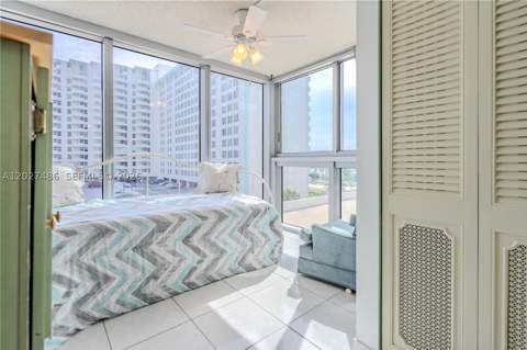 2655 Collins Ave 603, Miami Beach FL - photo 18 of 64