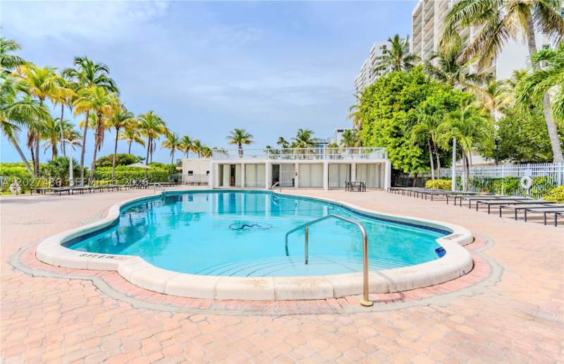 1 bedroom Condominium at 2655 Collins Ave 603, Mirasol Ocean Towers Cond, Miami Beach — photo 5