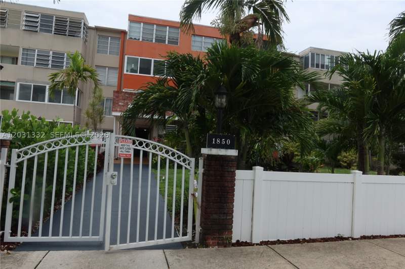 1 bedroom Condominium at 1850 NE 169th St 312, Chancellor Hall Condo, North Miami Beach — photo 2