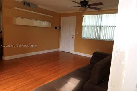 1850 NE 169th St 312, North Miami Beach FL - photo 9 of 26