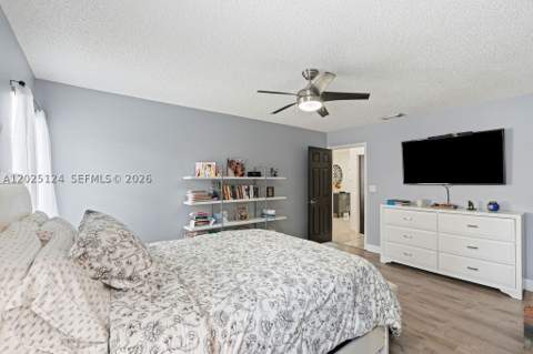 19080 NW 77th Ct, Hialeah FL - photo 20 of 38