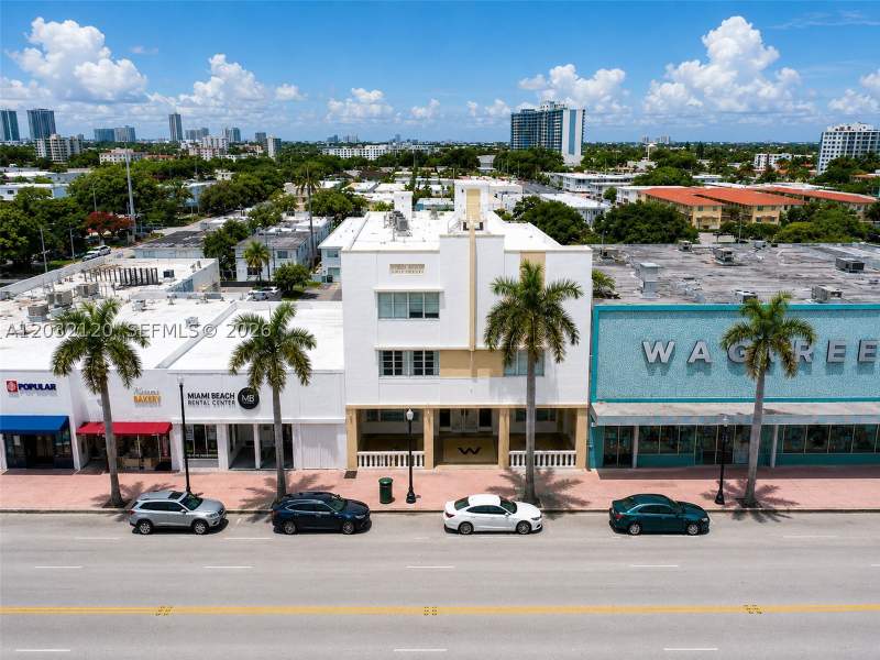 1 bedroom Condominium at 7326 Collins Ave 203, Welworth Condo, Miami Beach — photo 2