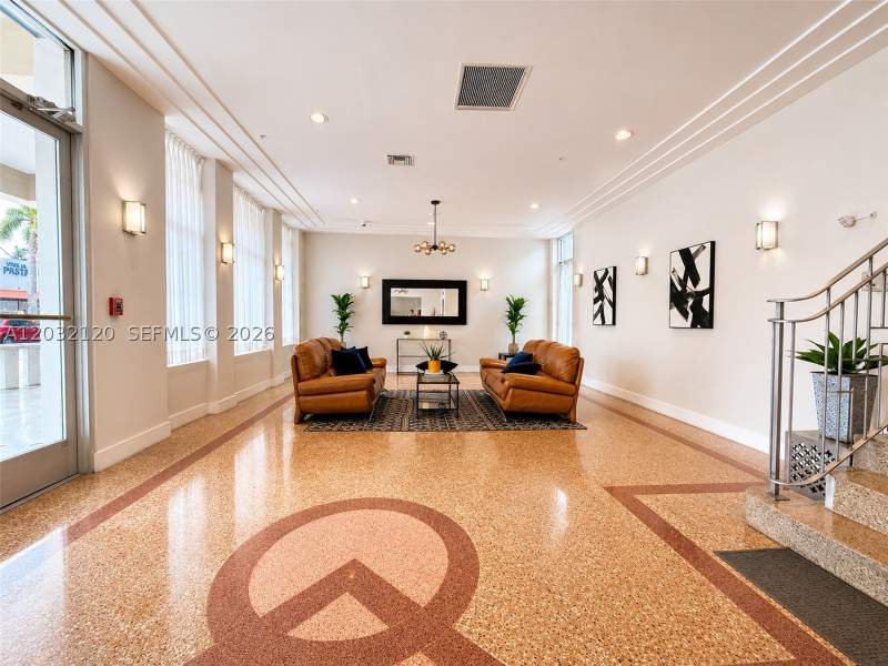 1 bedroom Condominium at 7326 Collins Ave 203, Welworth Condo, Miami Beach — photo 5