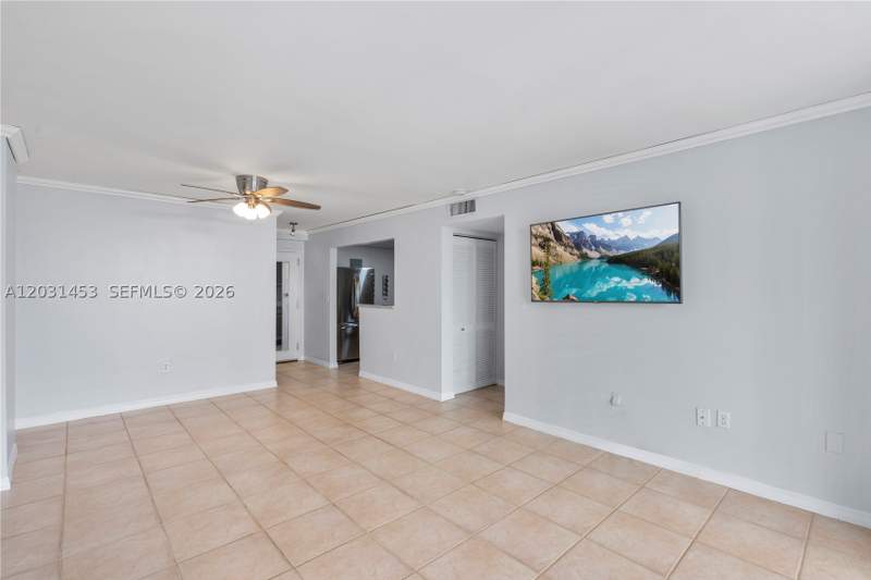 1 bedroom Condominium at 1605 Bay Rd 503, Bay Point East Condo, Miami Beach — photo 4