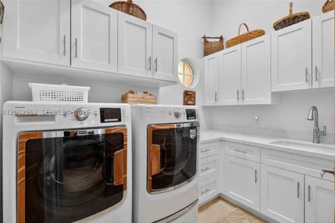 8920 SW 162nd Ter, Palmetto Bay FL - photo 14 of 58