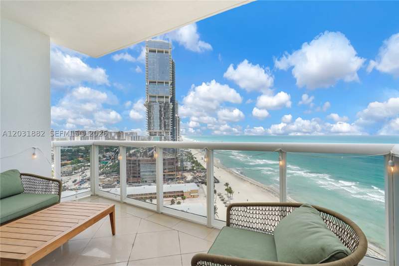 1 bedroom Condominium at 18201 Collins Ave 2008A, Trump Royale Condo, Sunny Isles Beach — photo 5