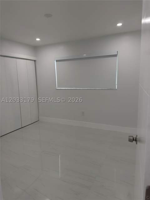 13895 SW 22nd St, Miami FL - photo 10 of 20