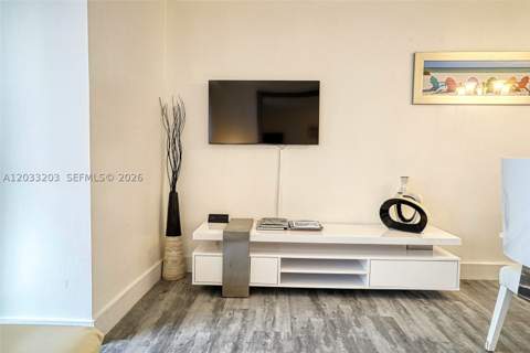 5225 Collins Ave 1204, Miami Beach FL - photo 6 of 44