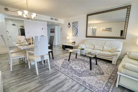 5225 Collins Ave 1204, Miami Beach FL - photo 8 of 44