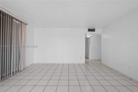 8001 Byron Ave 3C, Miami Beach FL - photo 12 of 30