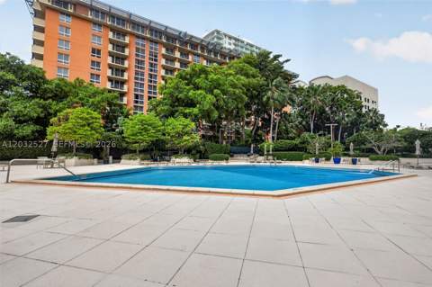 2901 S Bayshore Dr 4A, Miami FL - photo 22 of 32