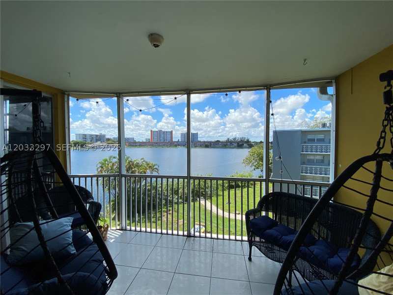 2 bedroom Condominium at 1660 NE 191st St 413-1, Jade Winds Group Allamand, Miami — photo 1