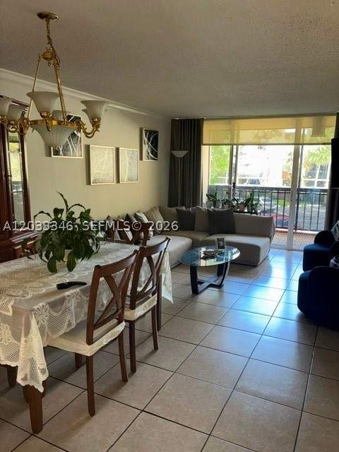 2 bedroom SingleFamilyResidence at 10845 SW 112th Ave, Gardens Of Kendall So Con, Miami — photo 3