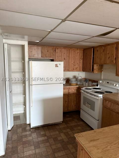 8480 SW 154th Cir Ct 924, Miami FL - photo 6 of 10