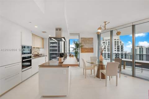 1000 Brickell Plz 4401, Miami FL - photo 6 of 19