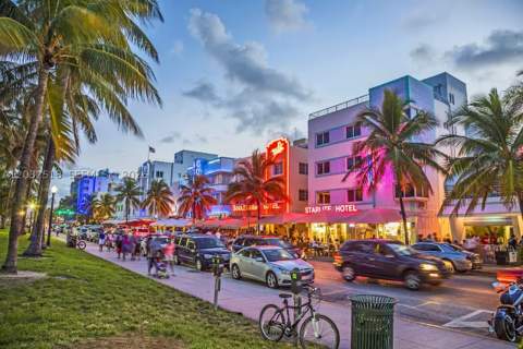 3030 Collins Ave 4E, Miami Beach FL - photo 22 of 27