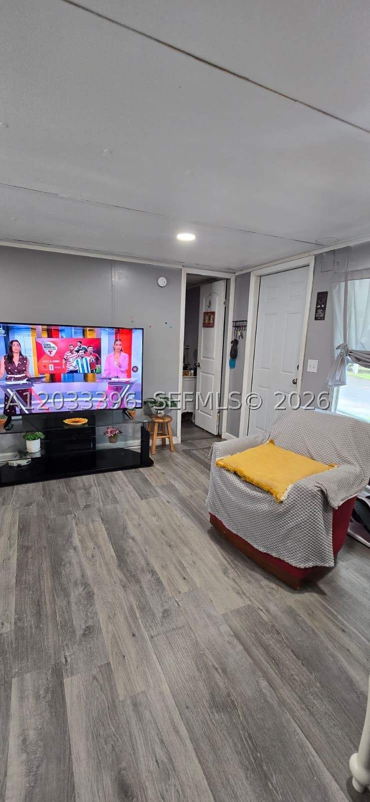 2 bedroom MobileHome at 100 SE 6th Ave, Miami Land And Developmen, Homestead — photo 4